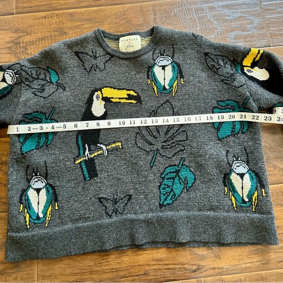 J. Crew X Demylee Whimsy Toucan Beetle Boho Wool Cropped Sweater - Picture 8 of 9